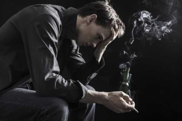 在黑網(wǎng)站注但異常一直審核怎樣搞(圖)