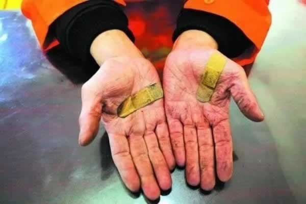 玩平臺(tái)被黑了不給提款 解決方案（圖）